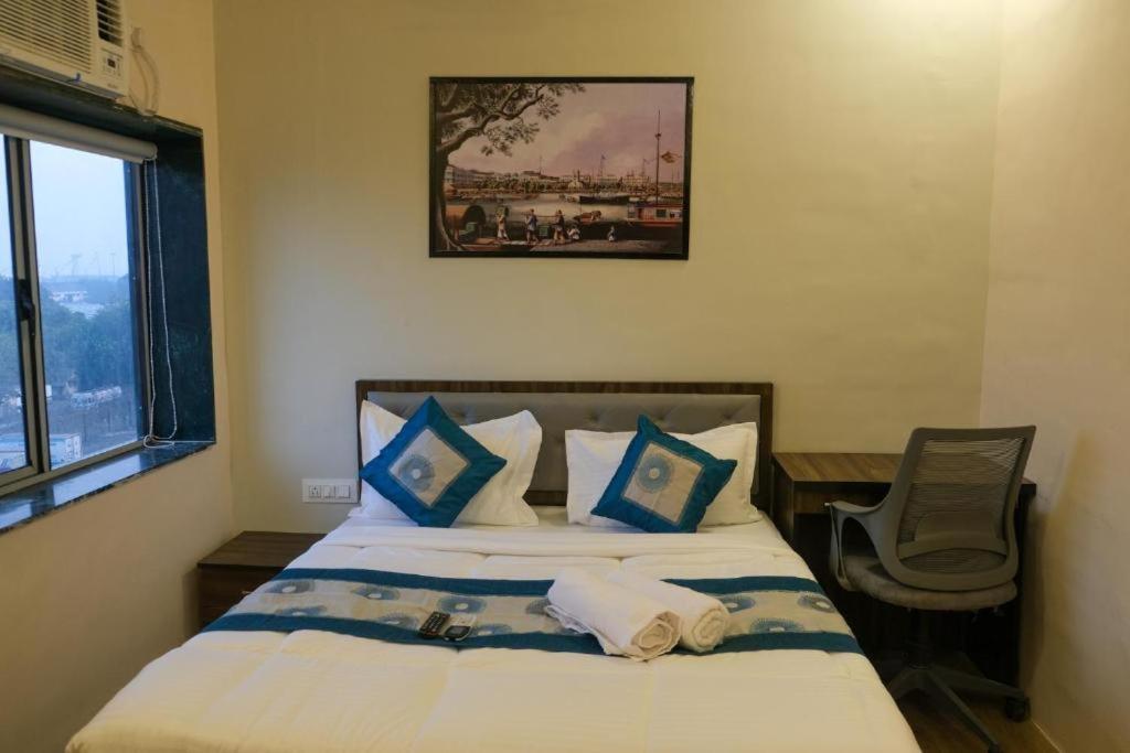 Hotel Vrc ムンバイ エクステリア 写真