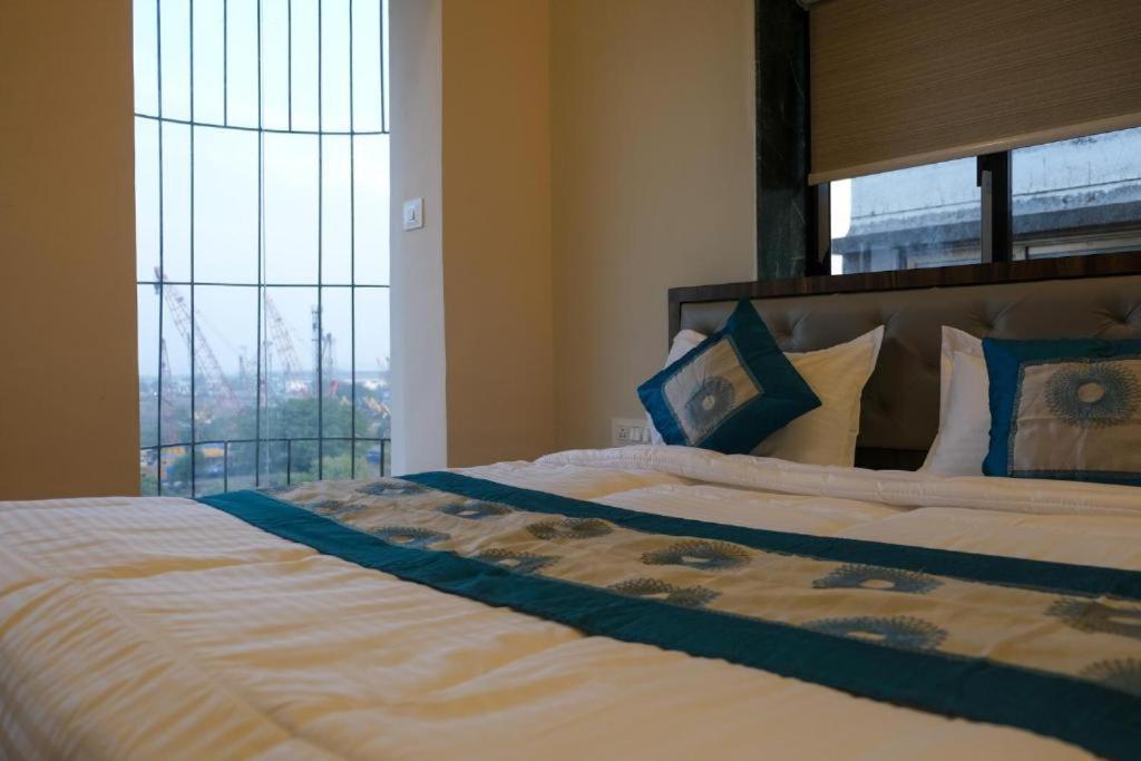 Hotel Vrc ムンバイ エクステリア 写真